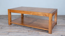 Load image into Gallery viewer, Plank Bottom Colonial Coffee Table