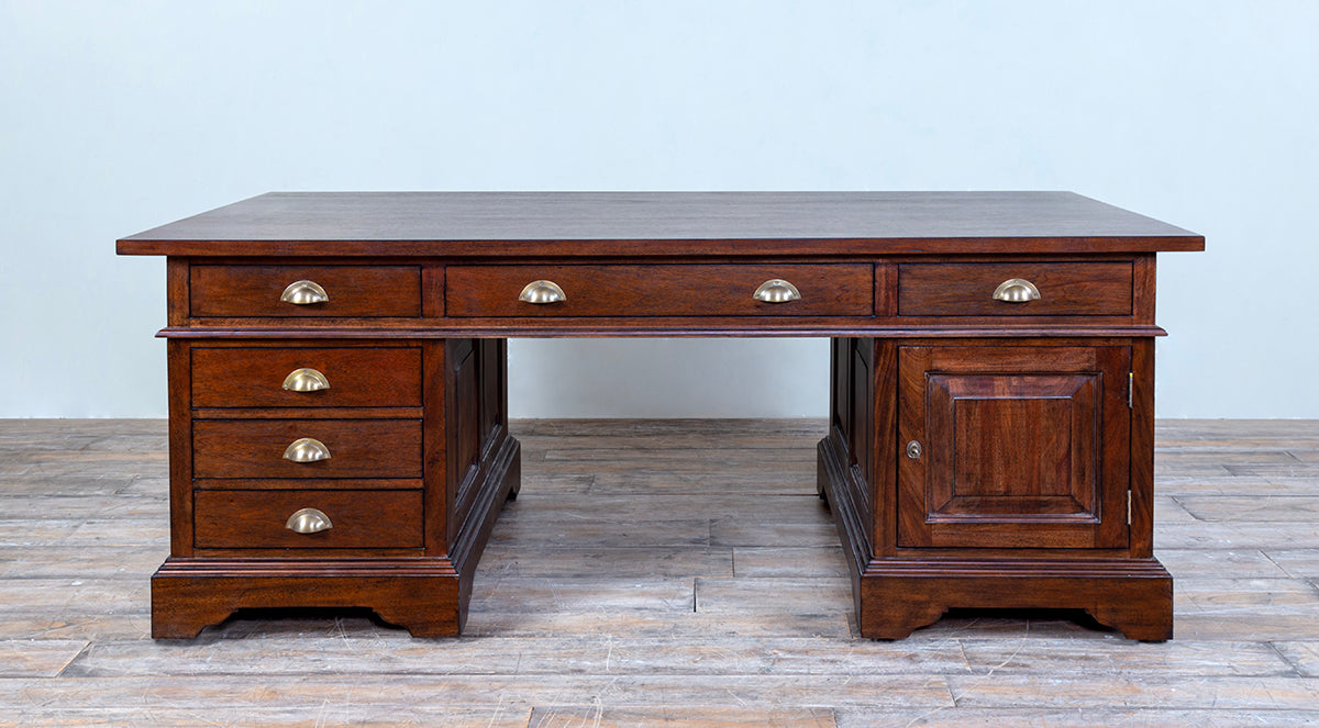 Colonial Escritoria 6 Drawers 1 Door