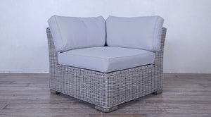 Provence Classic Sectional - Creme Spectro