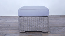 Load image into Gallery viewer, Provence Sectional - Creme Spectro