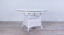 Load image into Gallery viewer, Westhampton Round 47&quot; with Woven Top