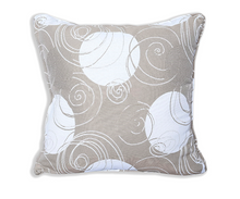 Load image into Gallery viewer, Pillow 18&quot;x18&quot; - Gingerole 180