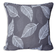 Load image into Gallery viewer, Pillow 20&quot;x20&quot; - Camburi 164