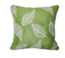 Load image into Gallery viewer, Pillow 18&quot;x18&quot; - Camburi 021