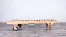 Load image into Gallery viewer, Montauk Lounger