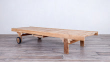 Load image into Gallery viewer, Montauk Lounger