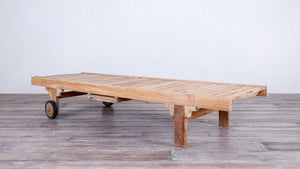 Montauk Lounger