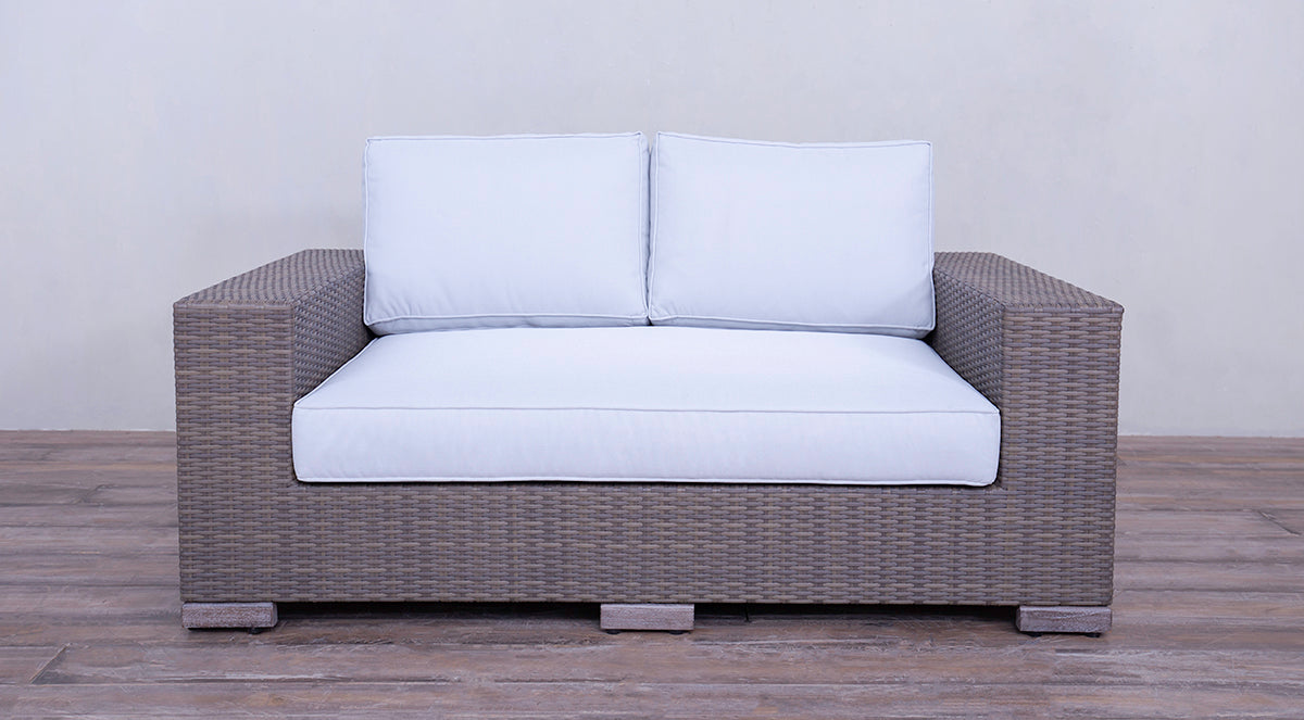 Majorca loveseat